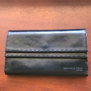 KENNETH COLE Large Black Leather Wallet